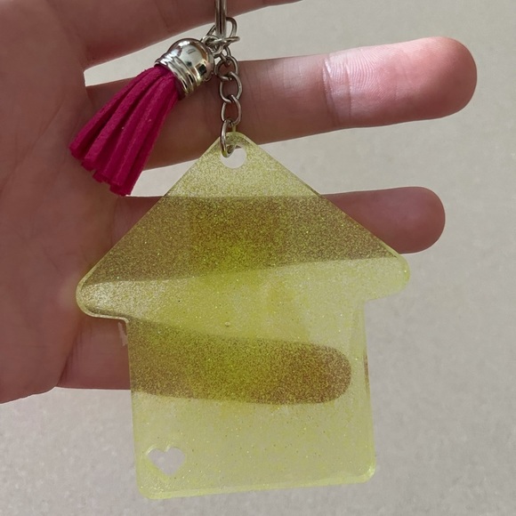 Handmade House/NEW HOME Keychain - Picture 2 of 6